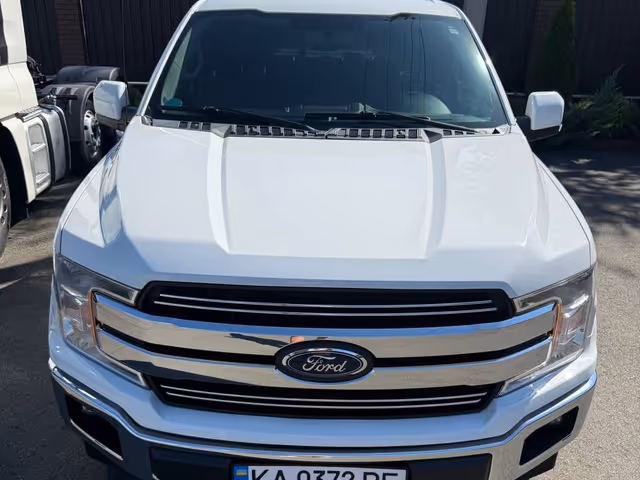 Ford F-150 - фото 2