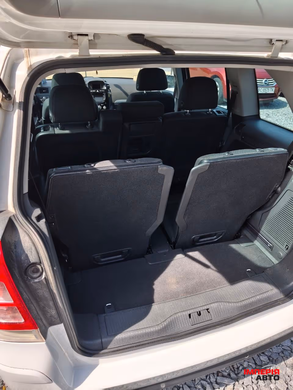 Opel Zafira - фото 24