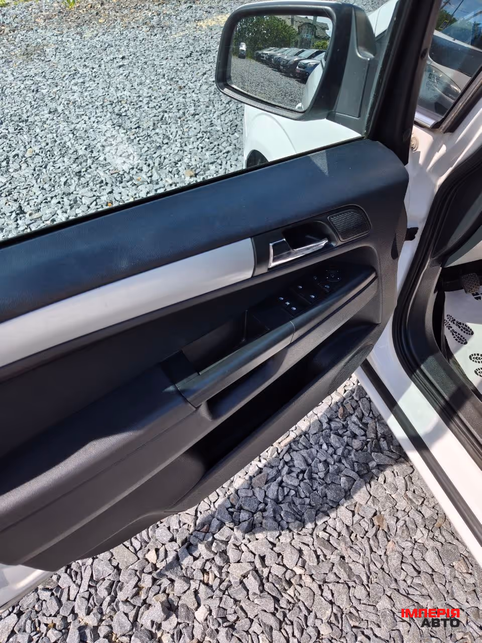 Opel Zafira - фото 34