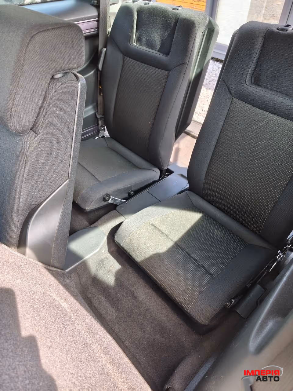 Opel Zafira - фото 25