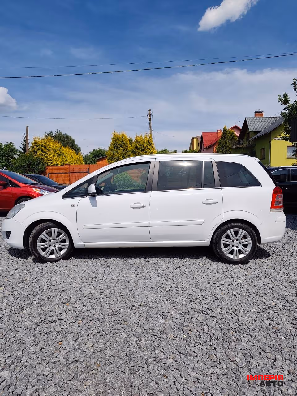 Opel Zafira - фото 10