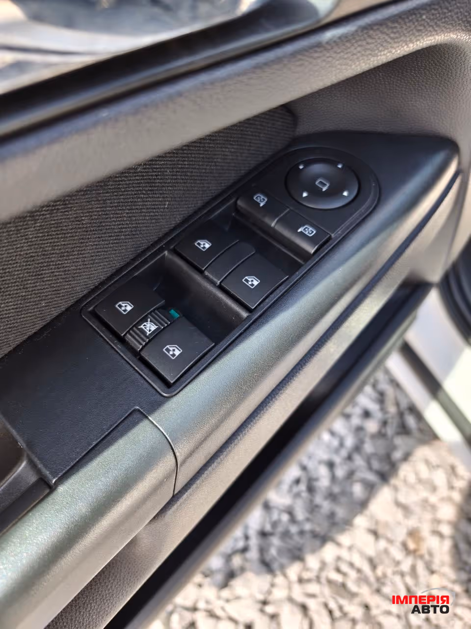 Opel Zafira - фото 33