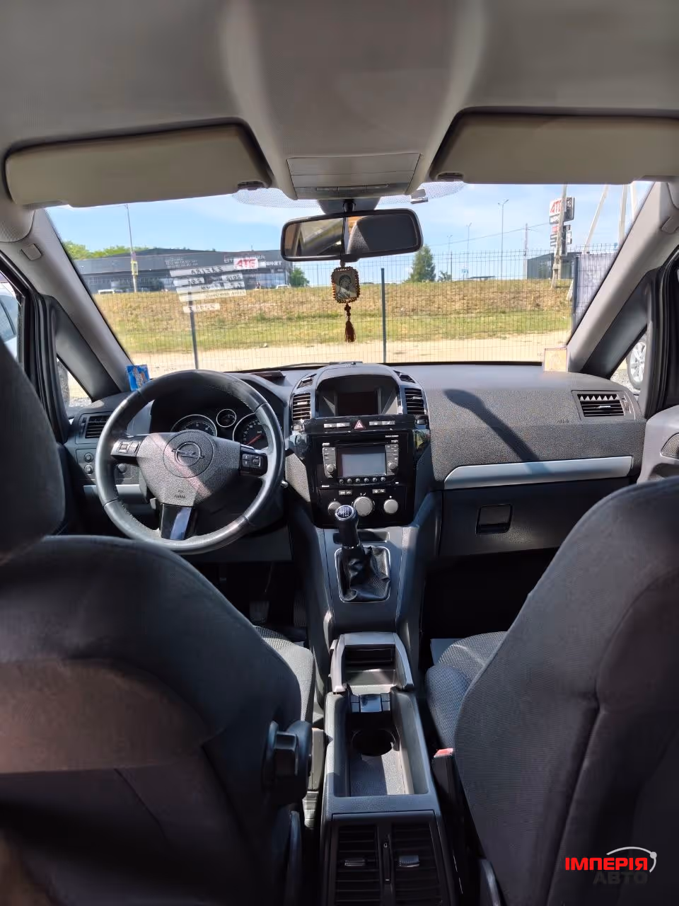 Opel Zafira - фото 18