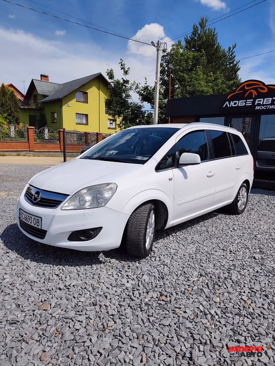 Opel Zafira - фото 11