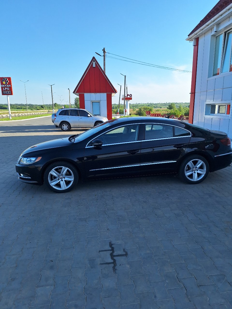 Volkswagen Passat CC - фото 7