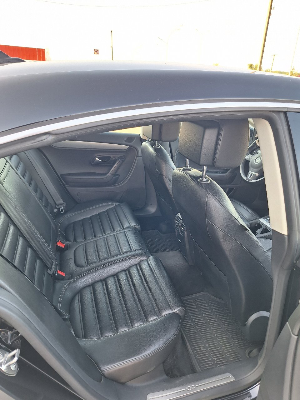 Volkswagen Passat CC - фото 12