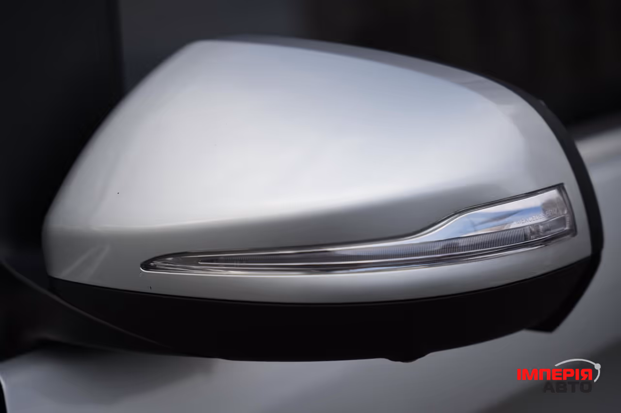 Mercedes-Benz V-Класс - фото 10