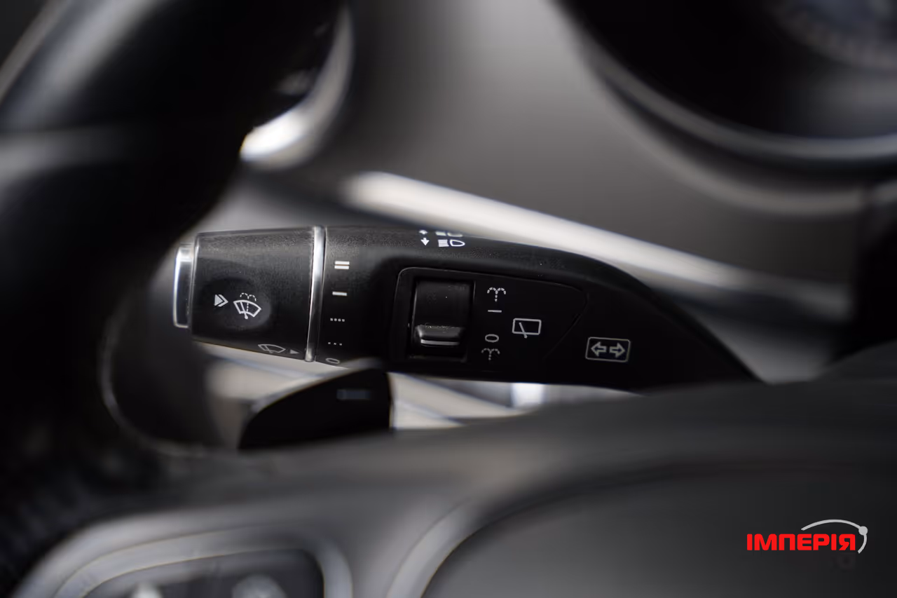 Mercedes-Benz V-Класс - фото 72