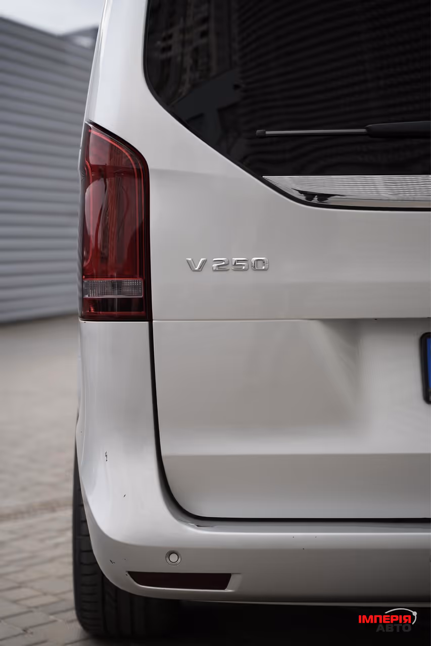 Mercedes-Benz V-Класс - фото 55