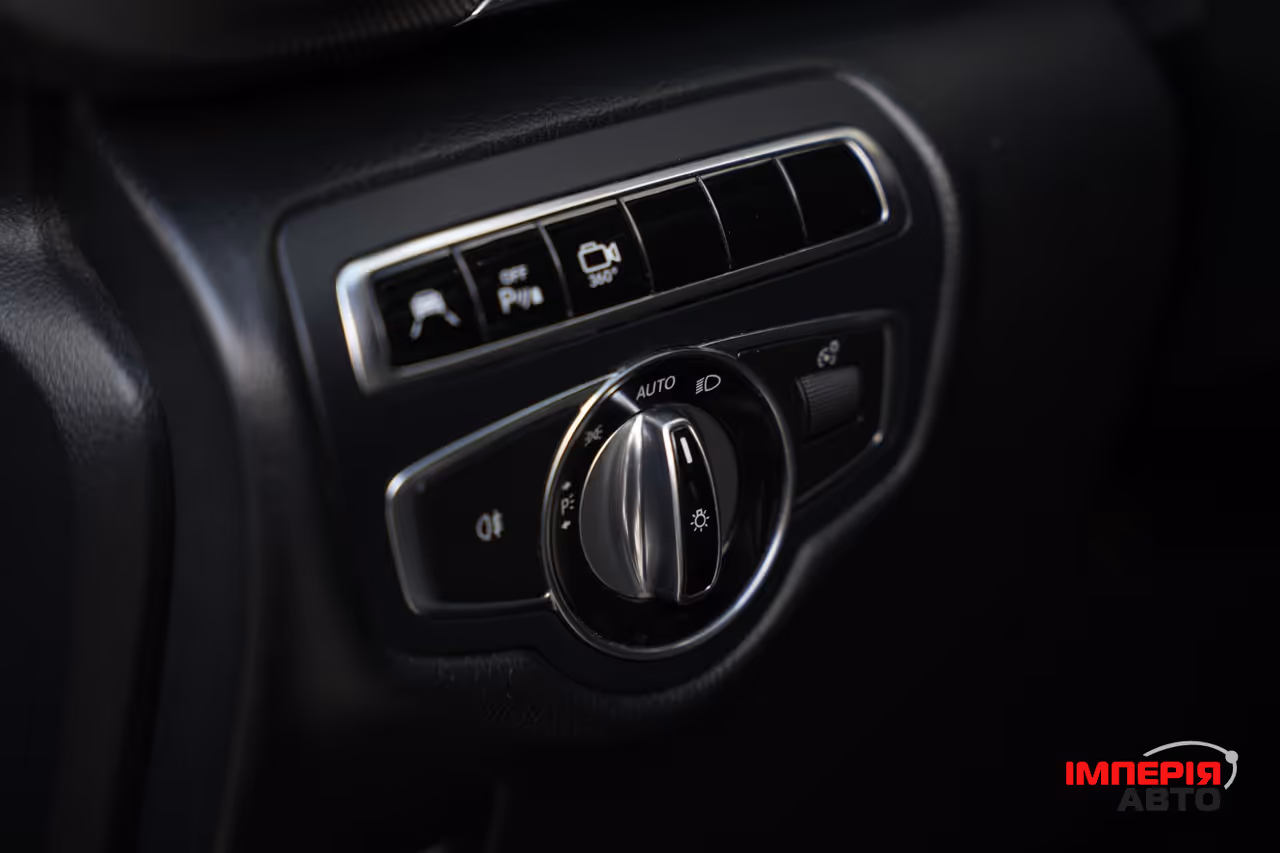 Mercedes-Benz V-Класс - фото 21