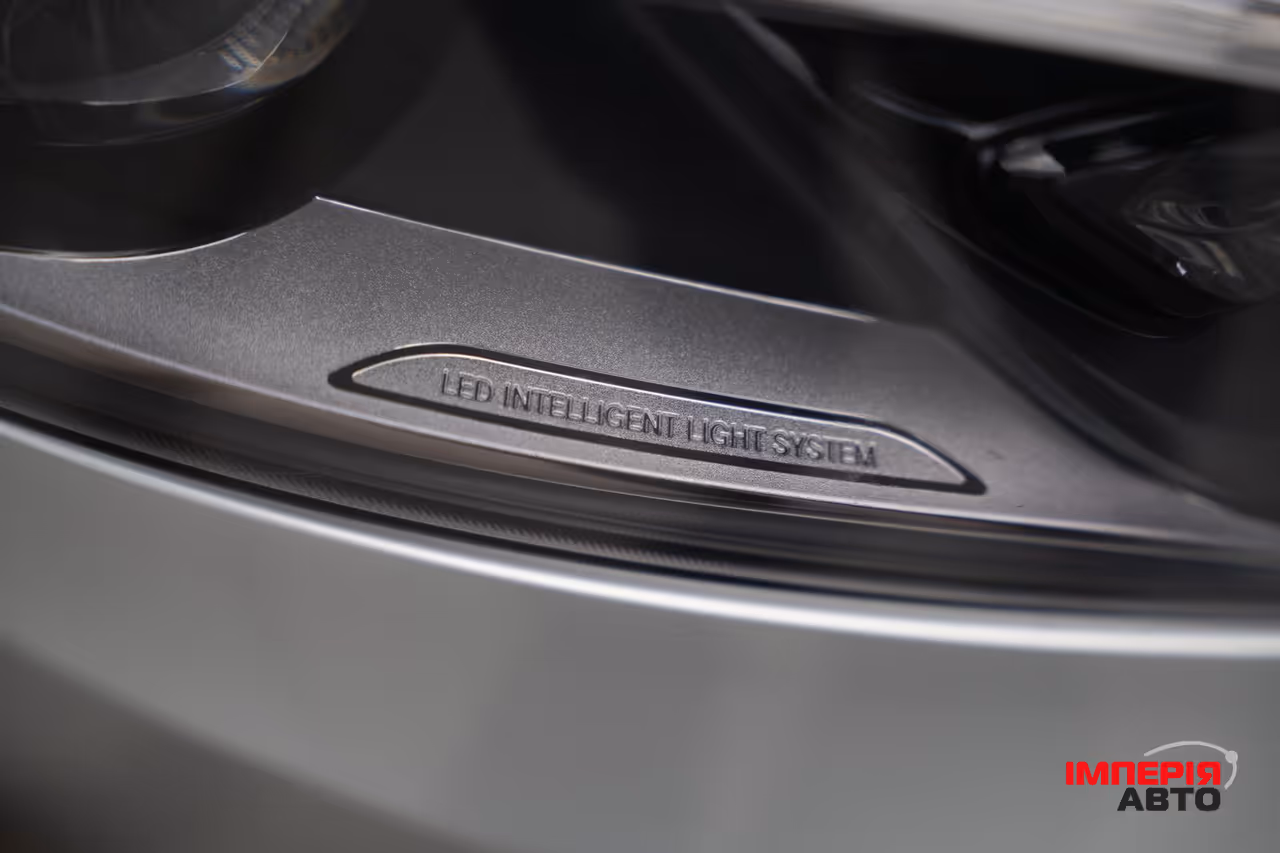 Mercedes-Benz V-Класс - фото 6