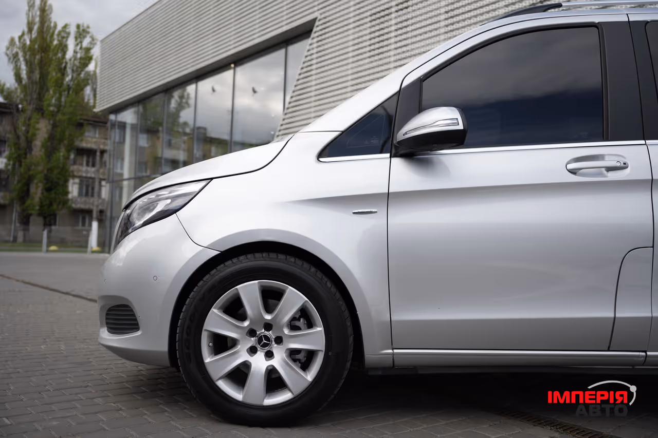 Mercedes-Benz V-Класс - фото 9