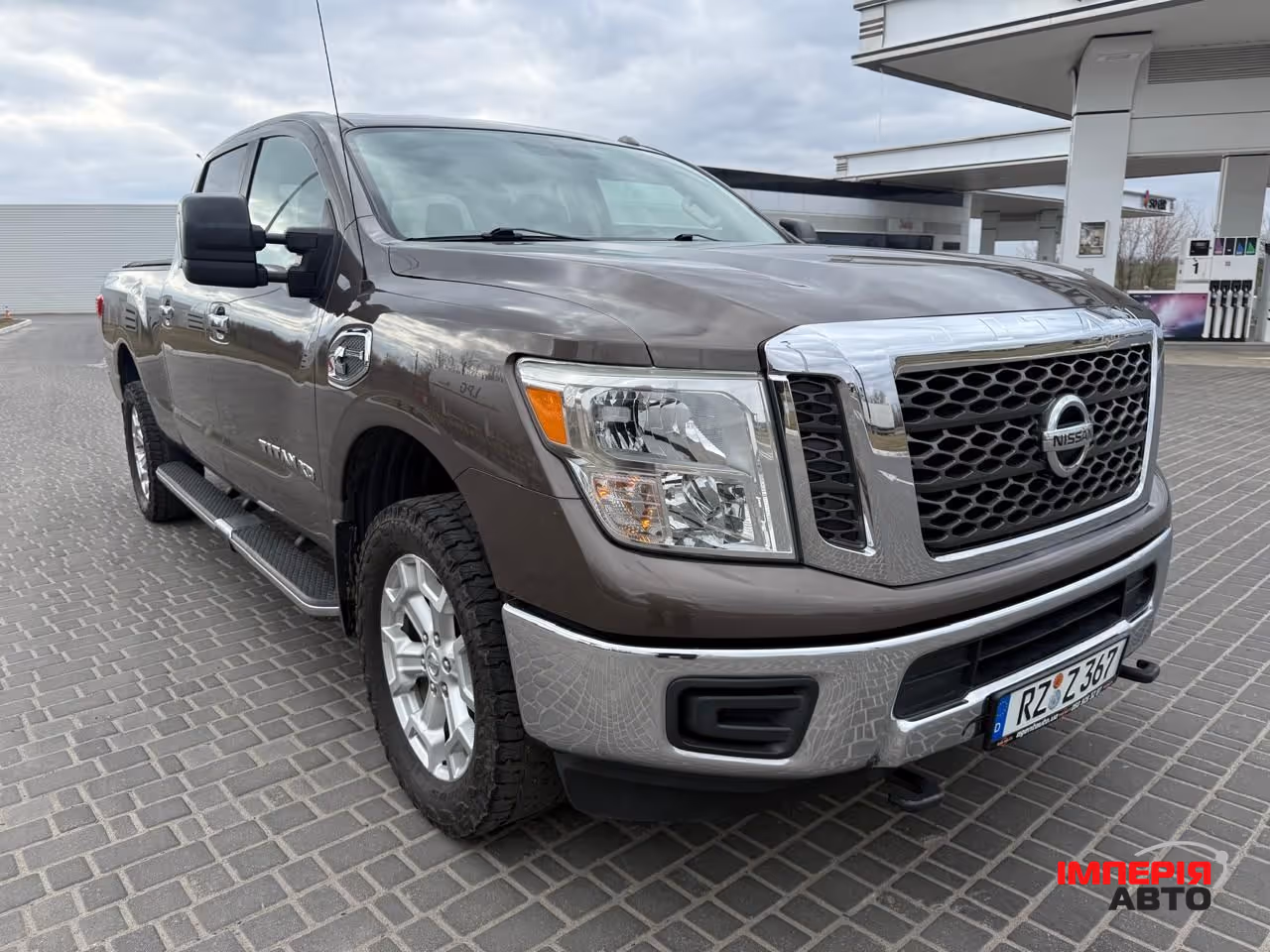 Nissan Titan - фото 11