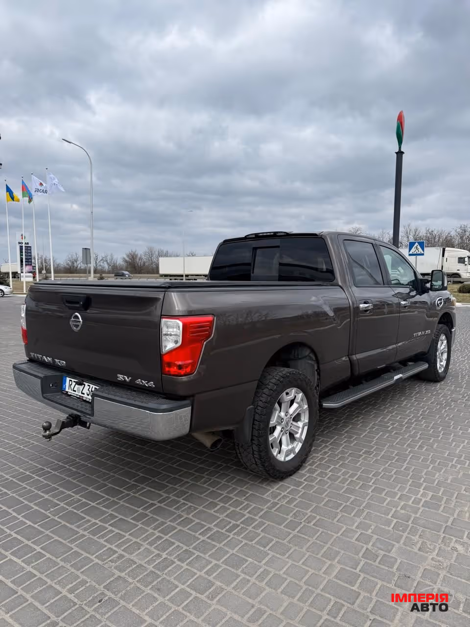 Nissan Titan - фото 5