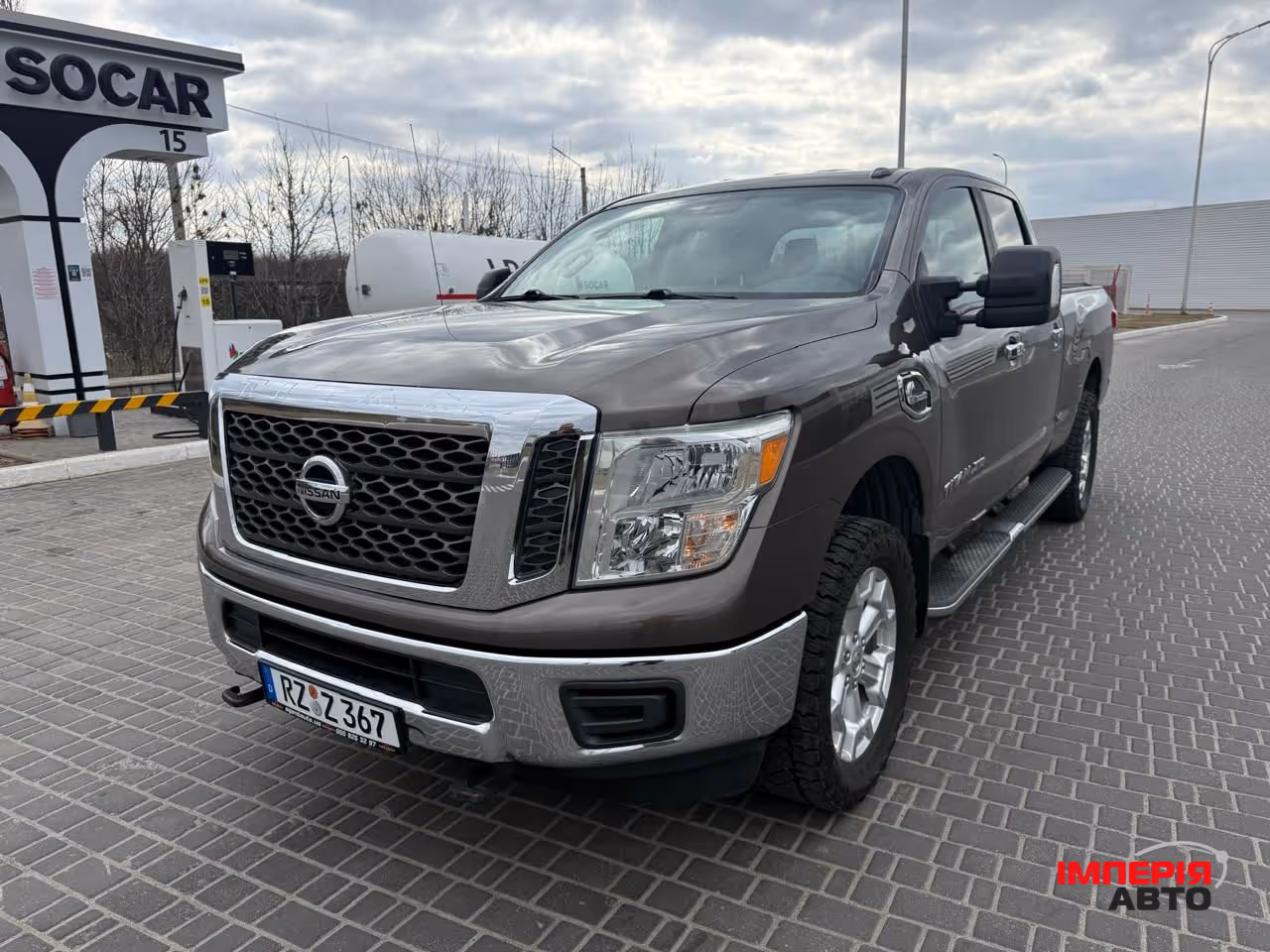 Nissan Titan - фото 9