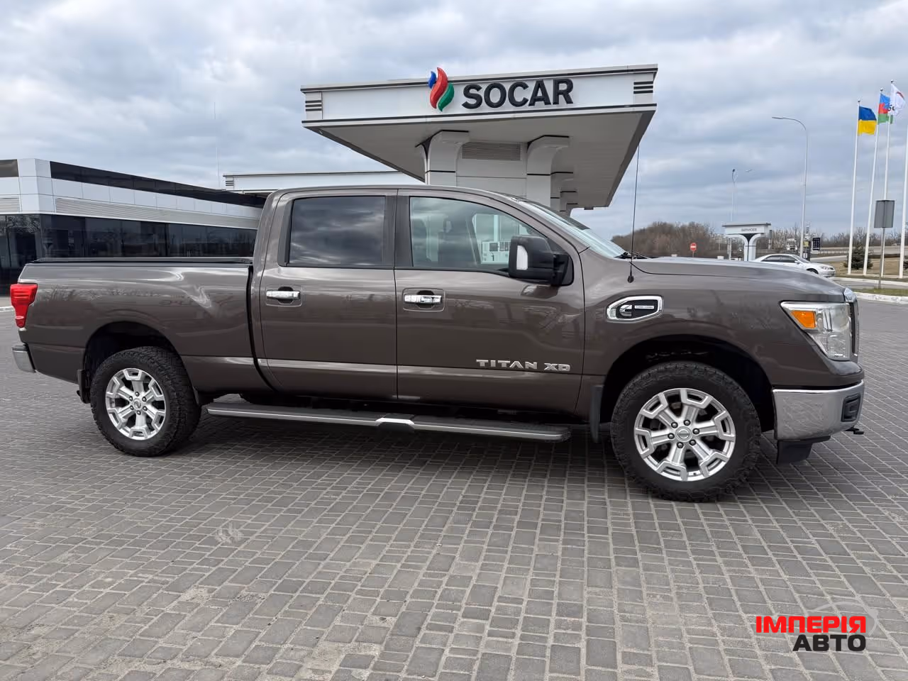 Nissan Titan - фото 4