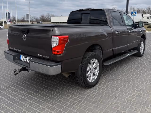 Nissan Titan - фото 5