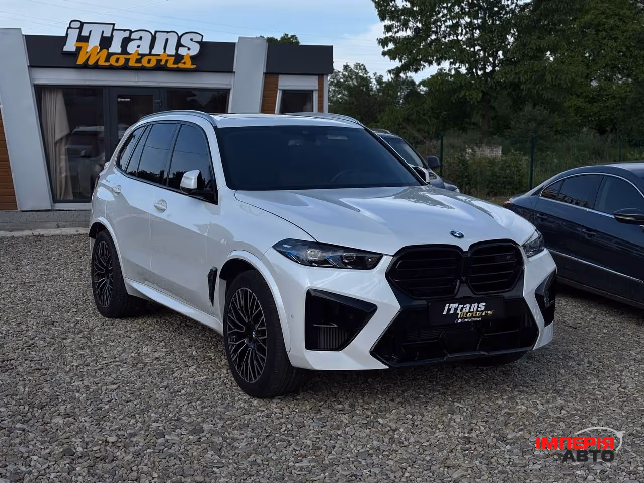 BMW X5 - фото 2