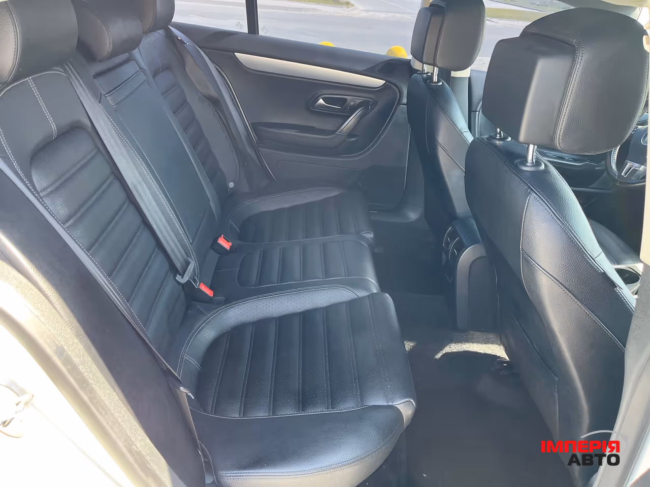 Volkswagen Passat CC - фото 15