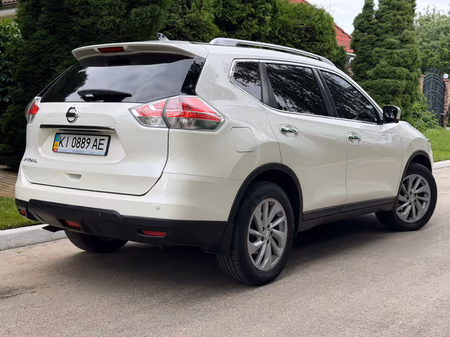 Nissan X-Trail - фото 3