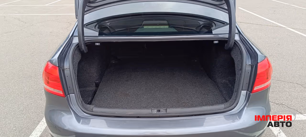 Volkswagen Passat USA/NMS - фото 16