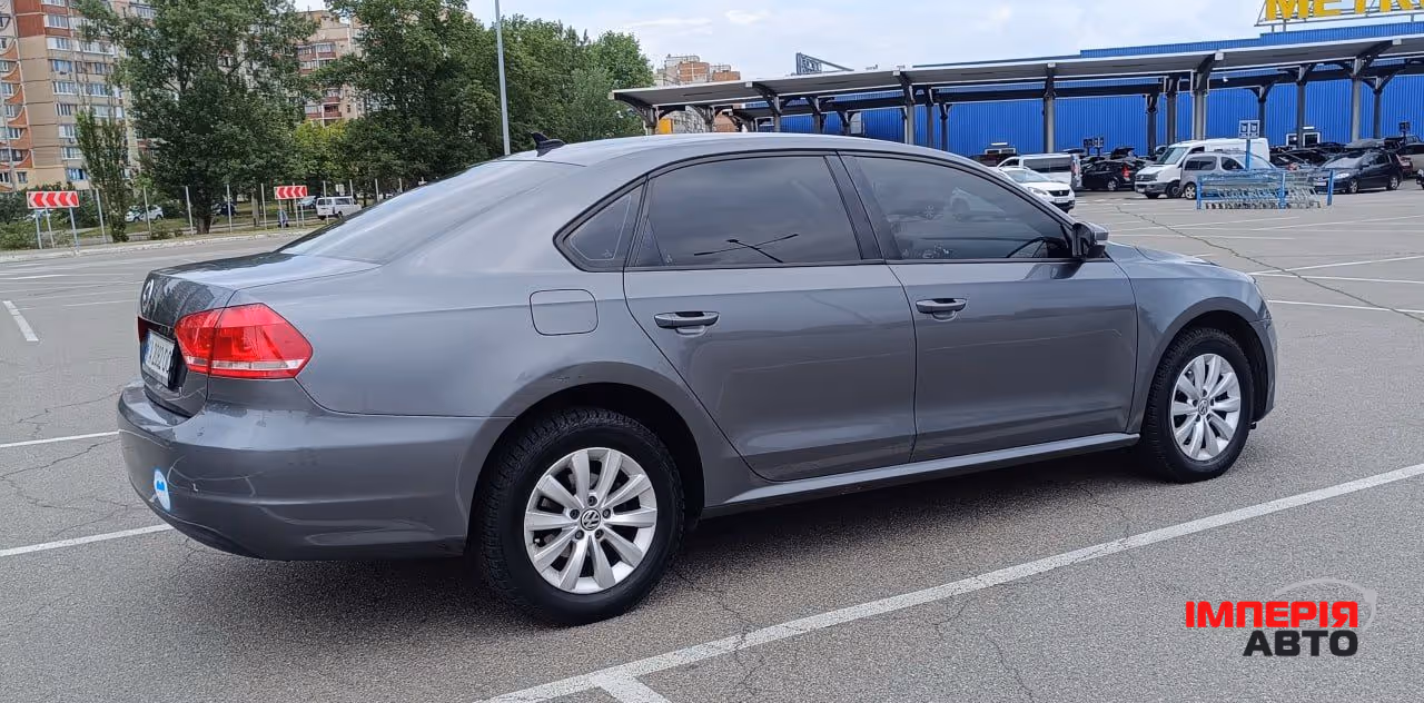 Volkswagen Passat USA/NMS - фото 12