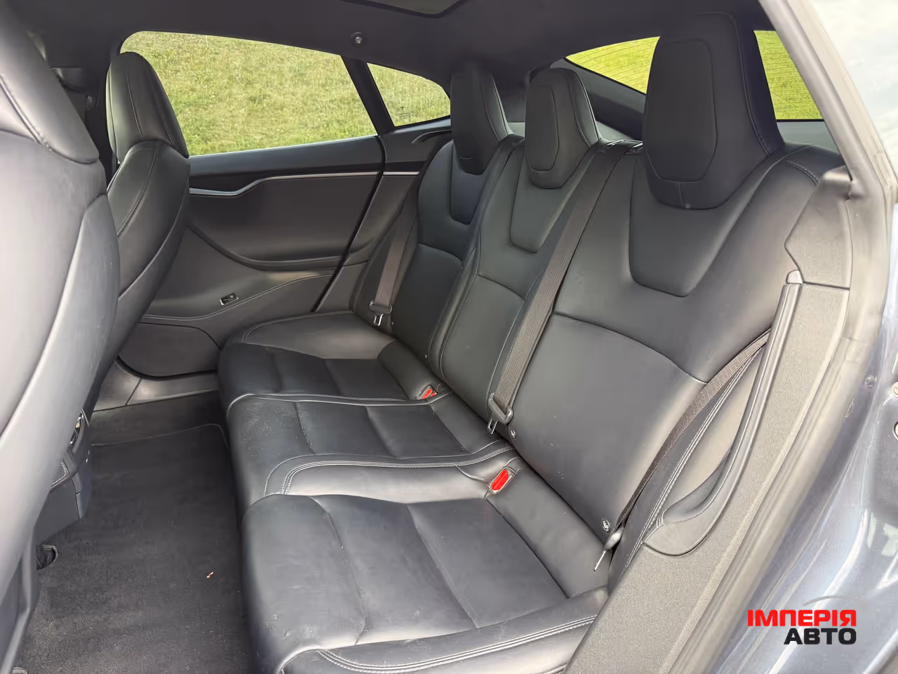 Tesla Model S - фото 30