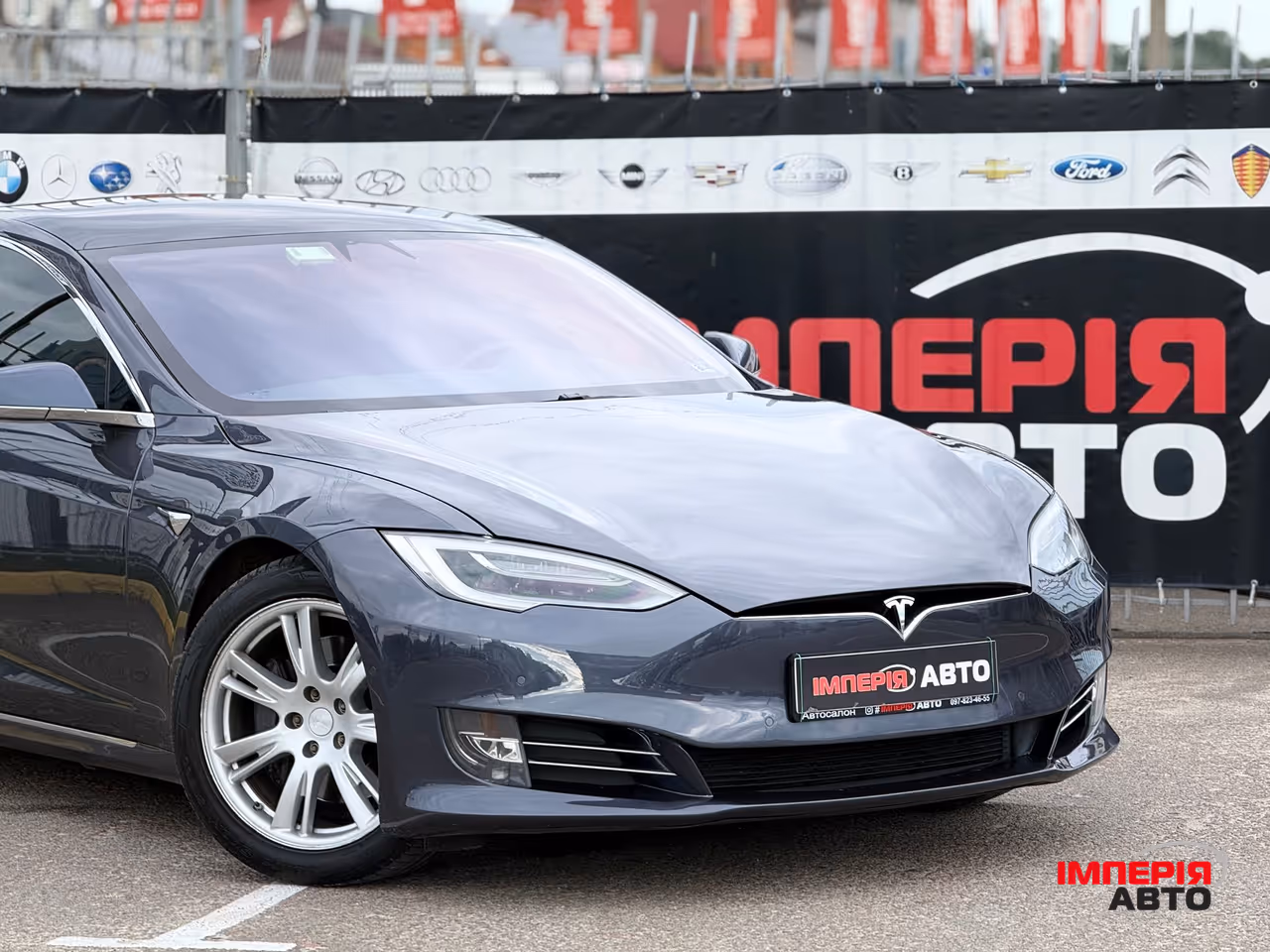 Tesla Model S - фото 5
