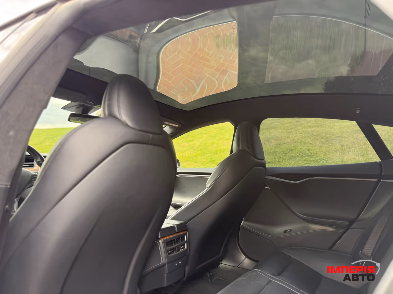 Tesla Model S - фото 31