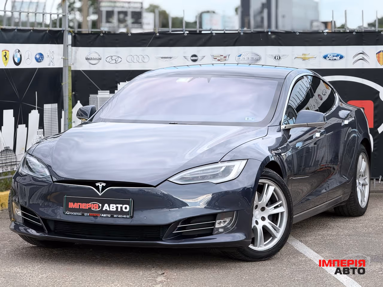 Tesla Model S - фото 2