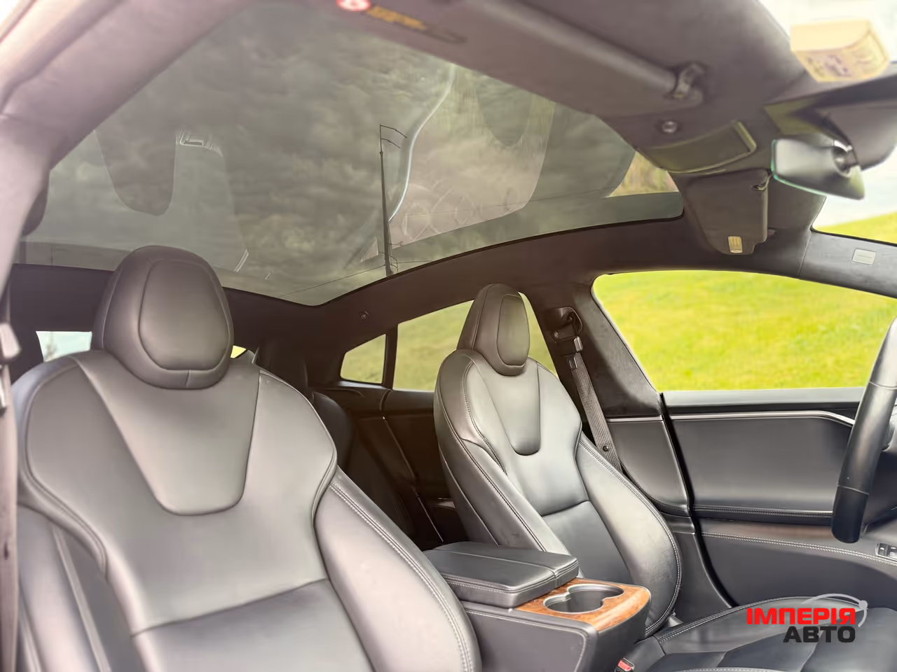 Tesla Model S - фото 24