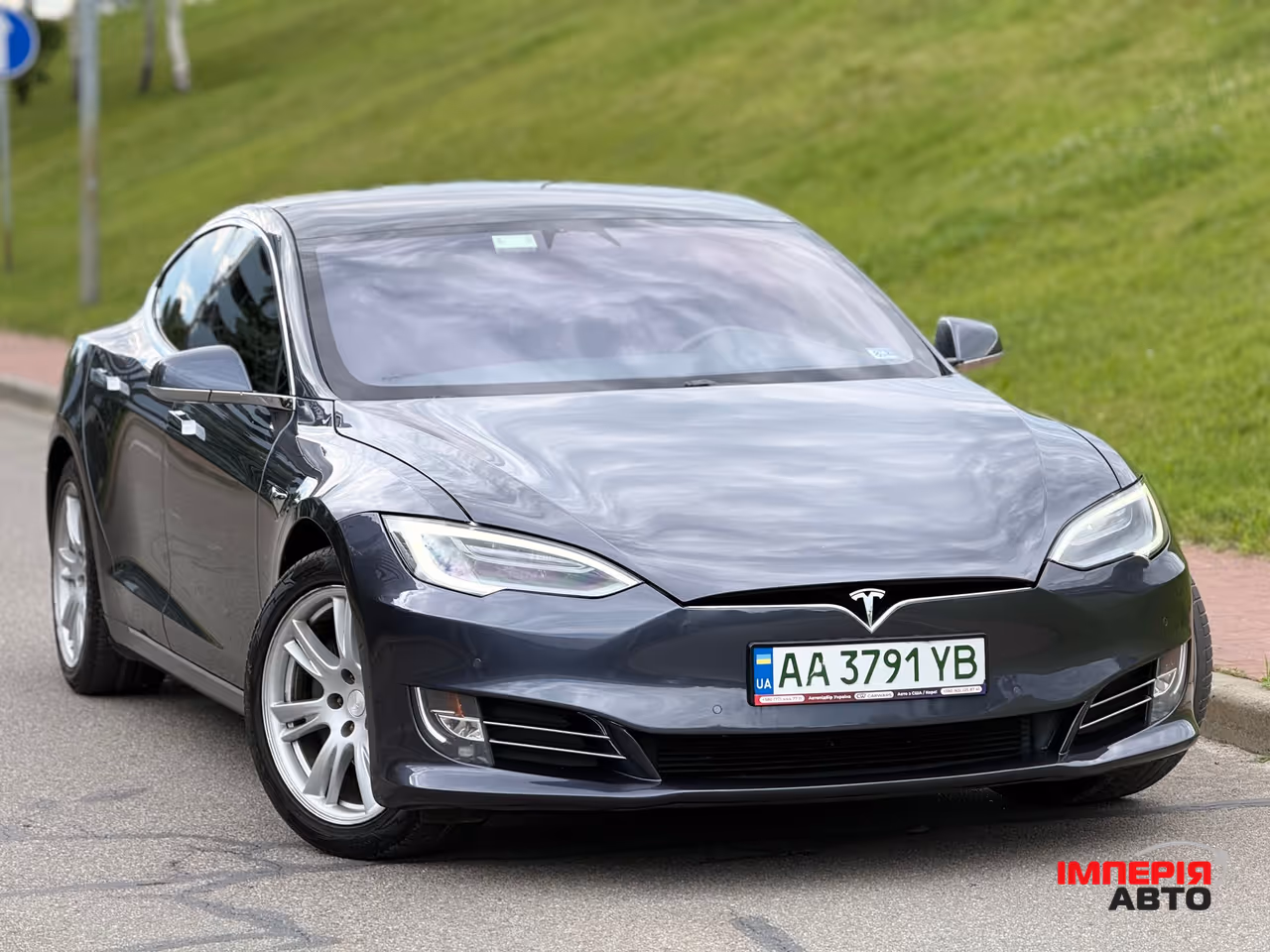 Tesla Model S - фото 20