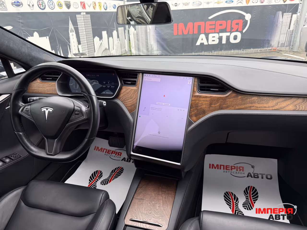 Tesla Model S - фото 8