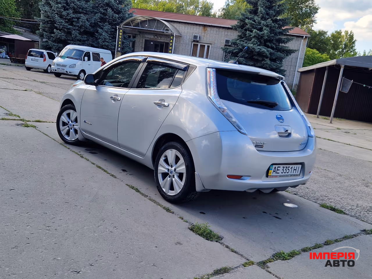 Nissan Leaf - фото 6