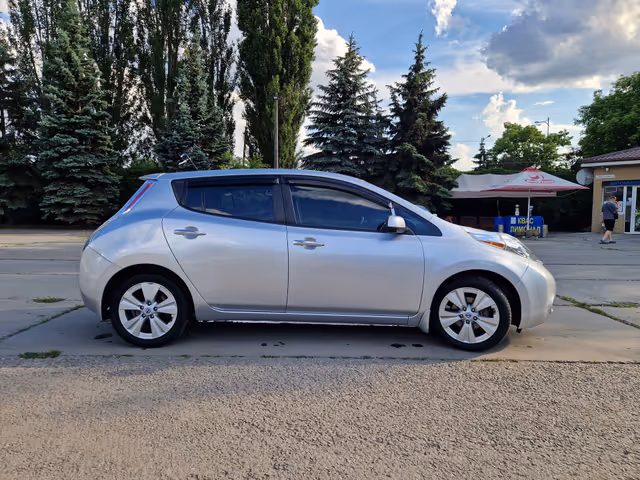 Nissan Leaf - фото 3