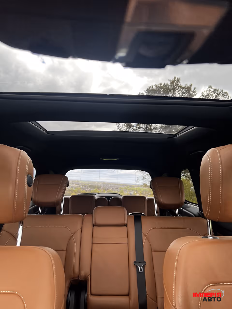 Mercedes-Benz GLS - фото 33
