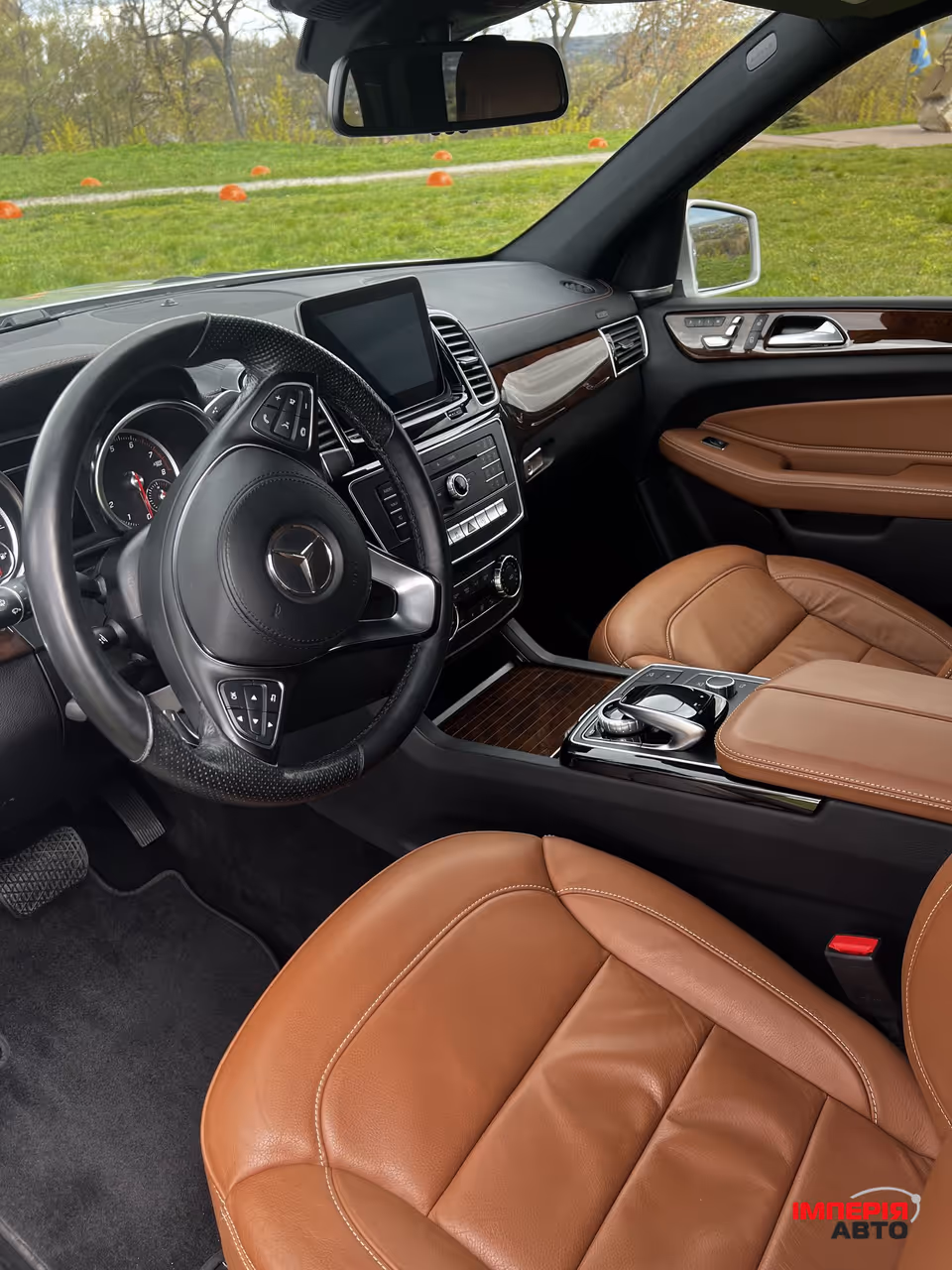 Mercedes-Benz GLS - фото 28