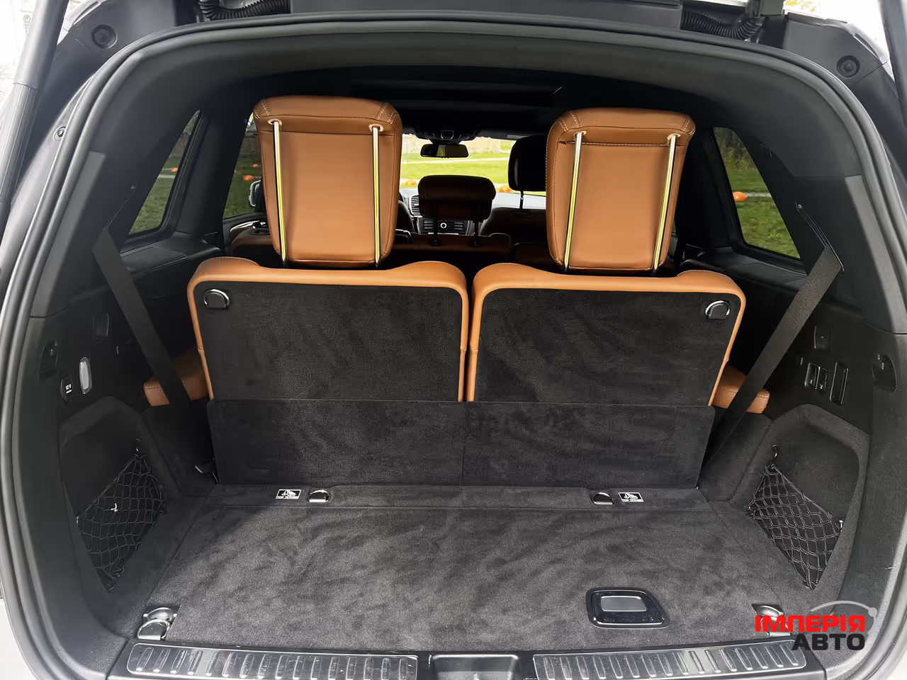 Mercedes-Benz GLS - фото 23