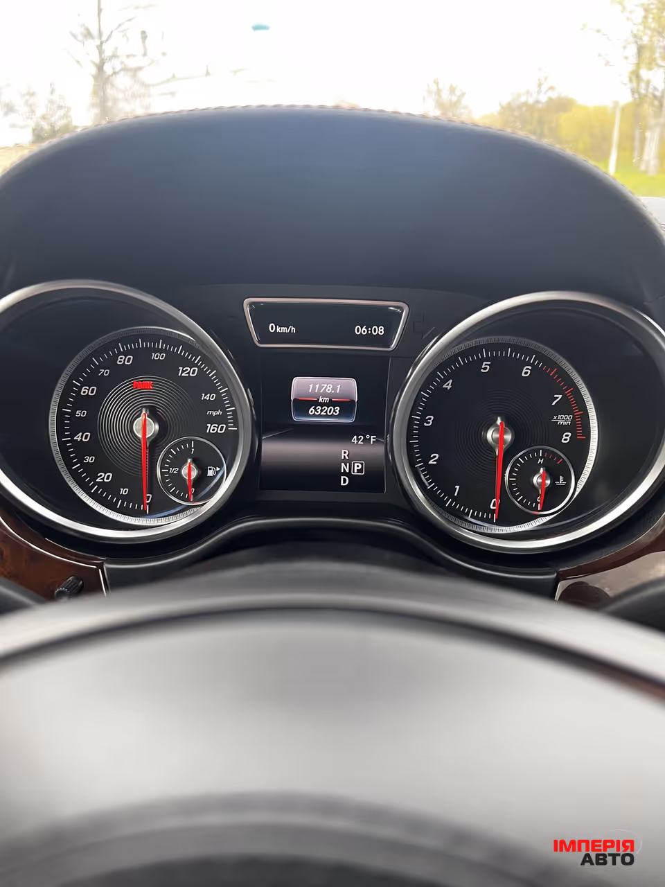 Mercedes-Benz GLS - фото 29