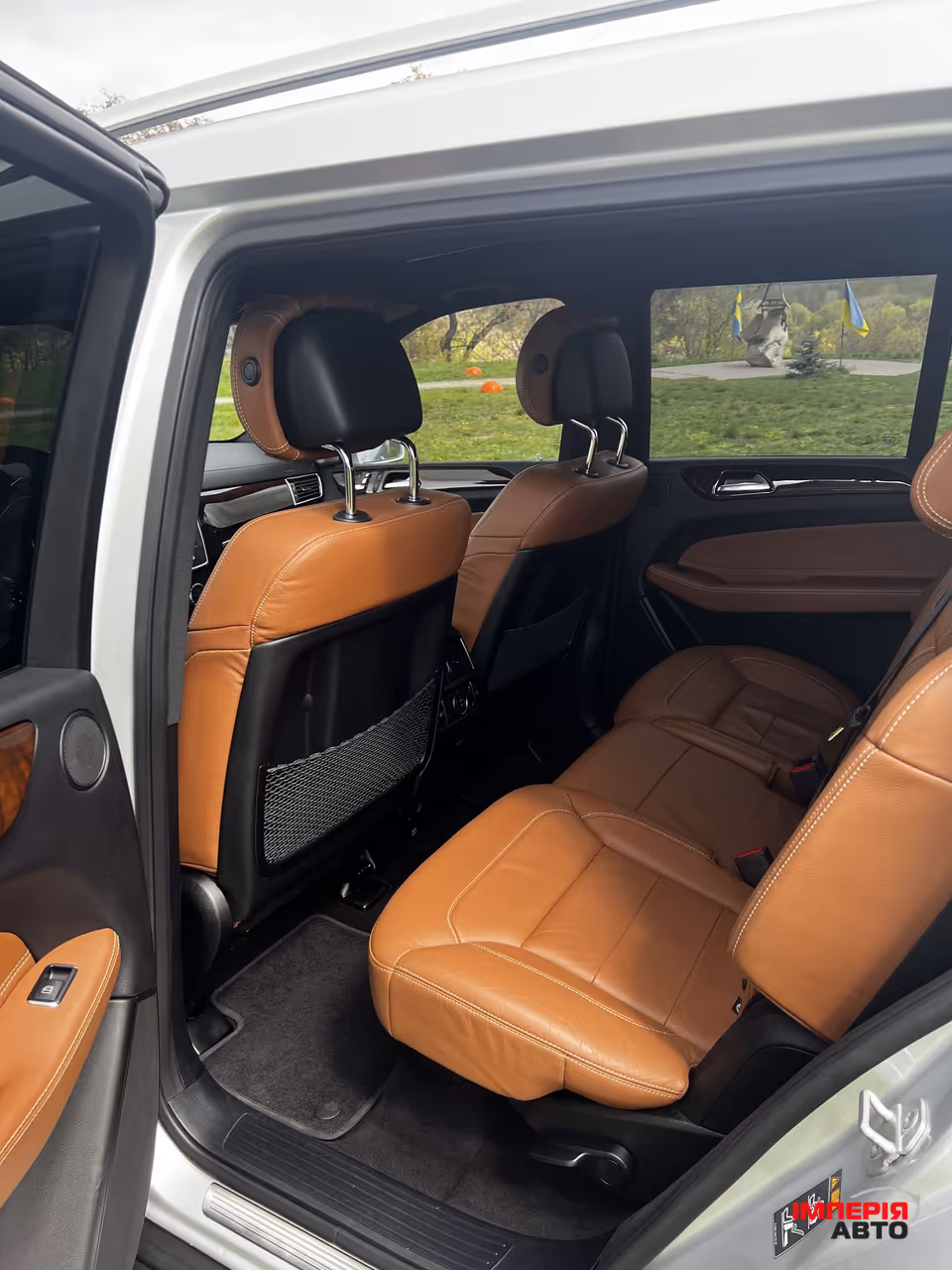Mercedes-Benz GLS - фото 25