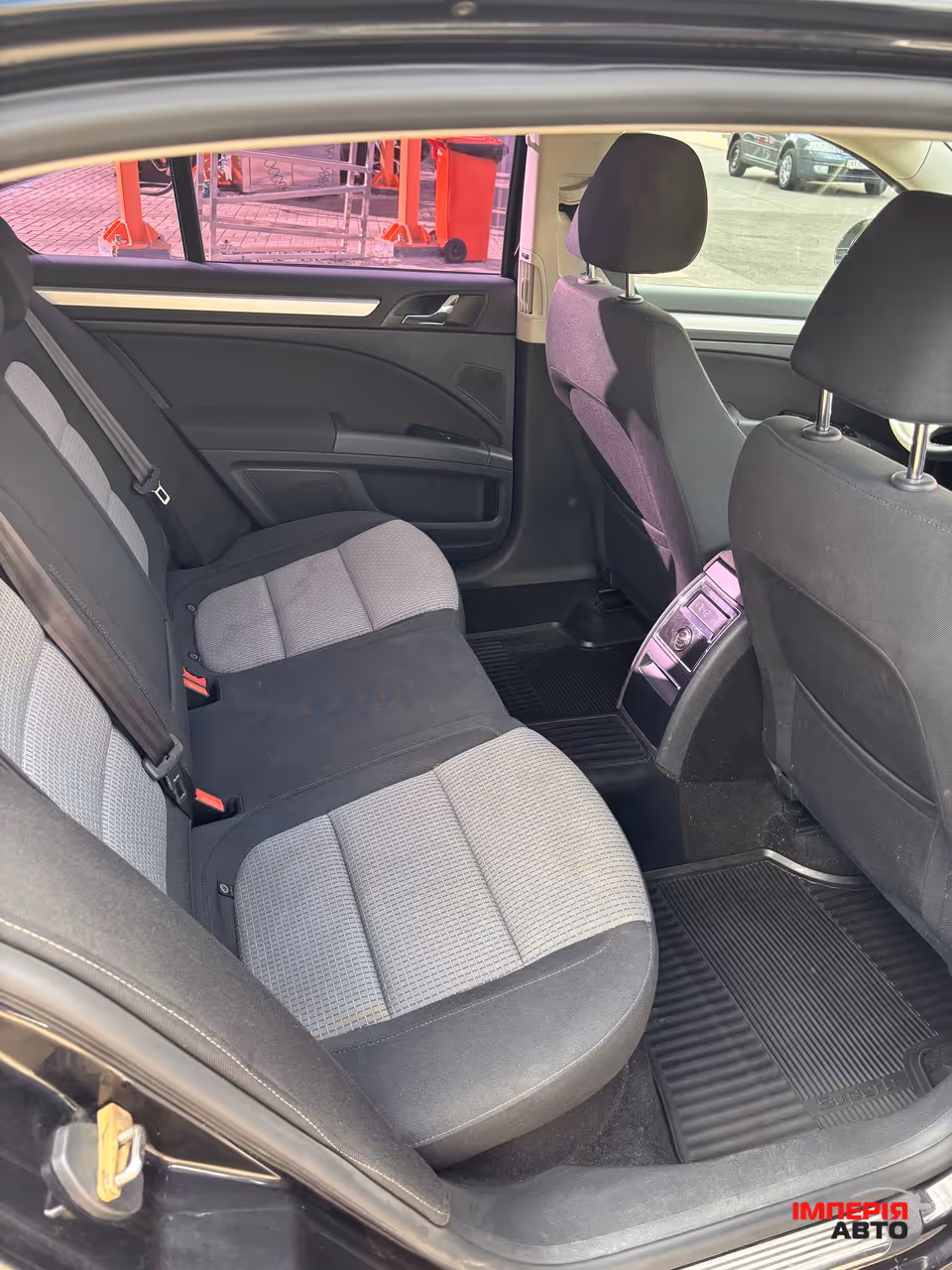 Skoda Superb - фото 14