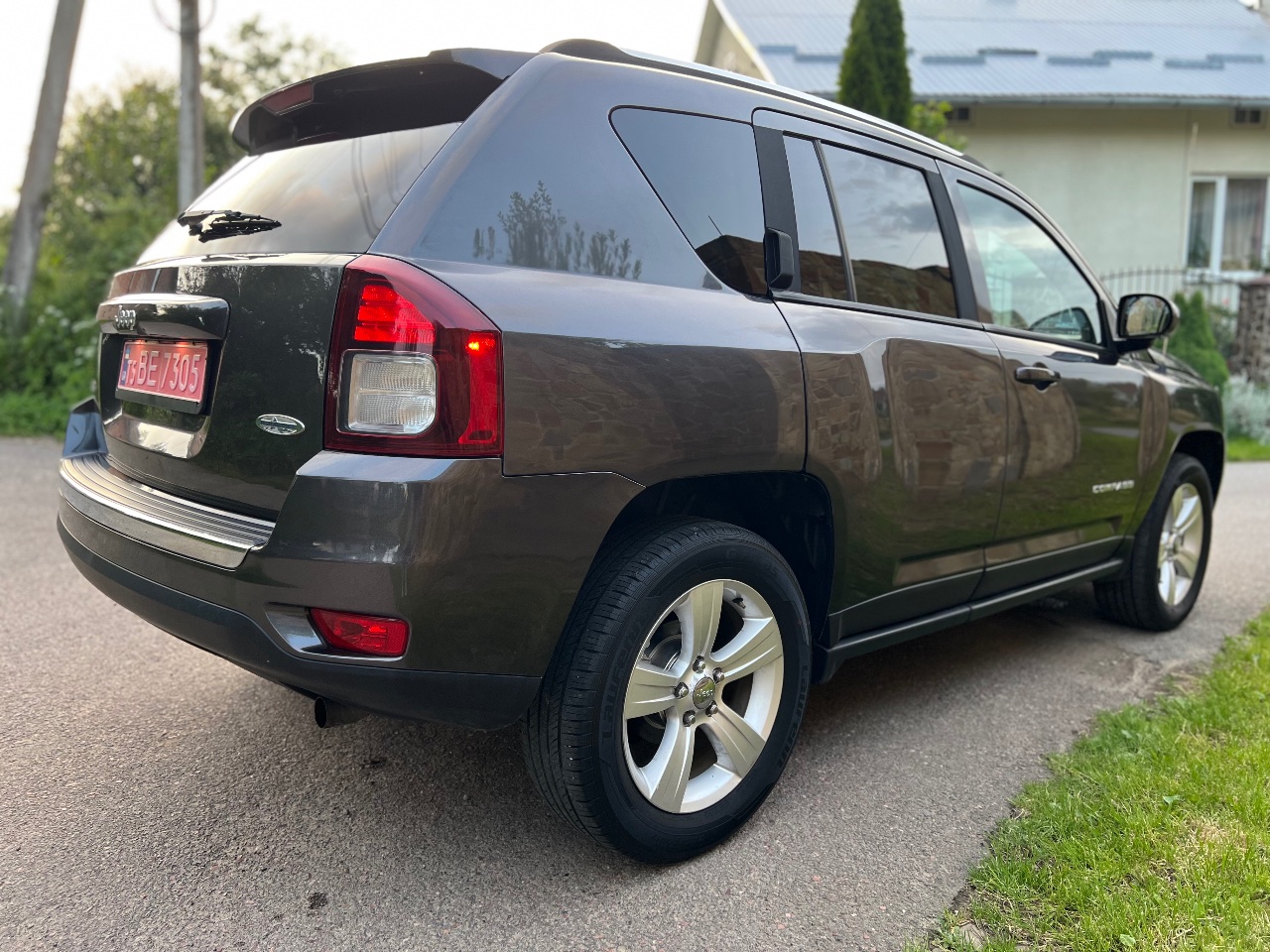 Jeep Compass - фото 8
