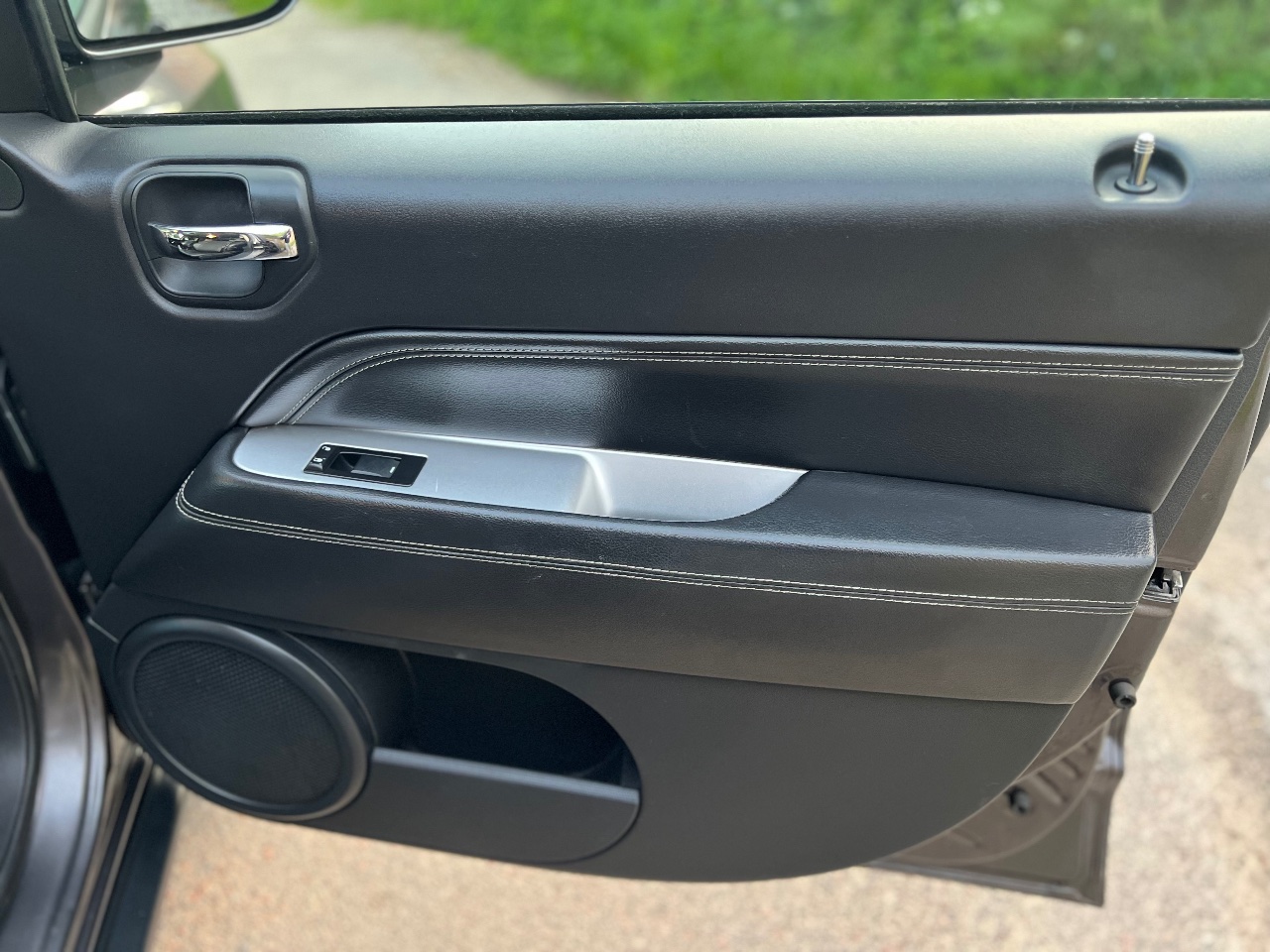 Jeep Compass - фото 37