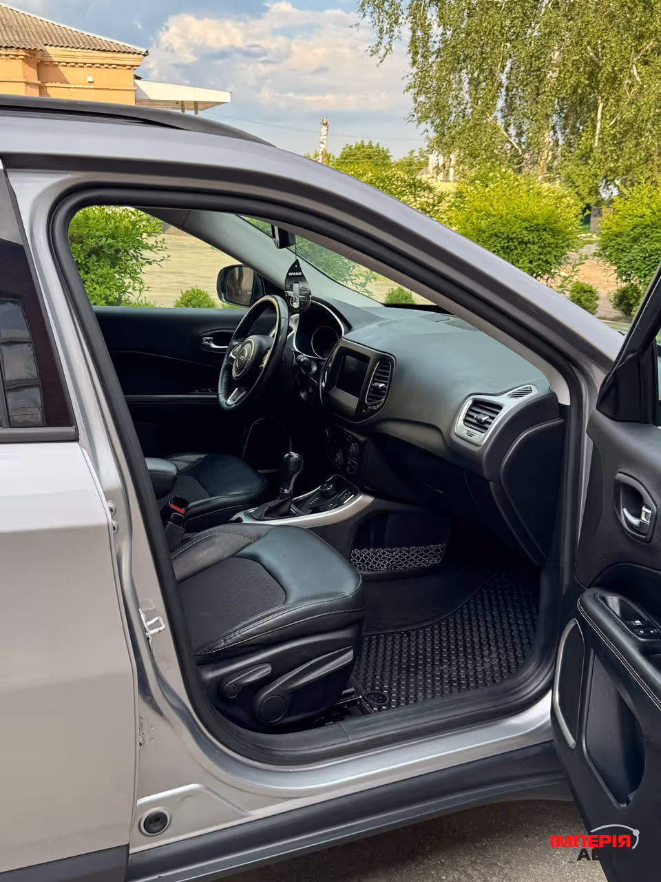 Jeep Compass - фото 9
