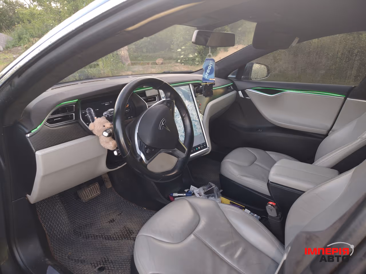 Tesla Model S - фото 10