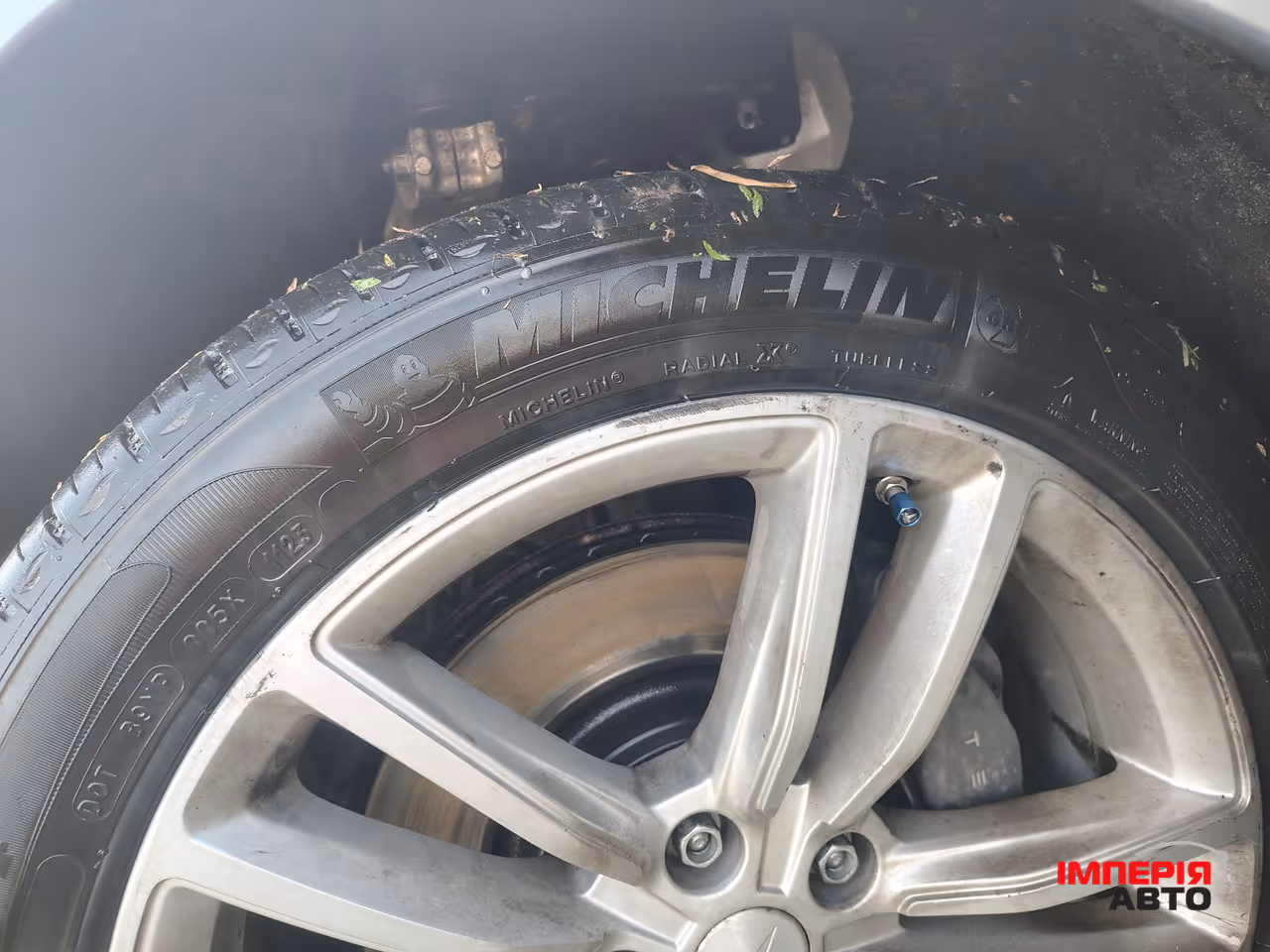 Tesla Model S - фото 14