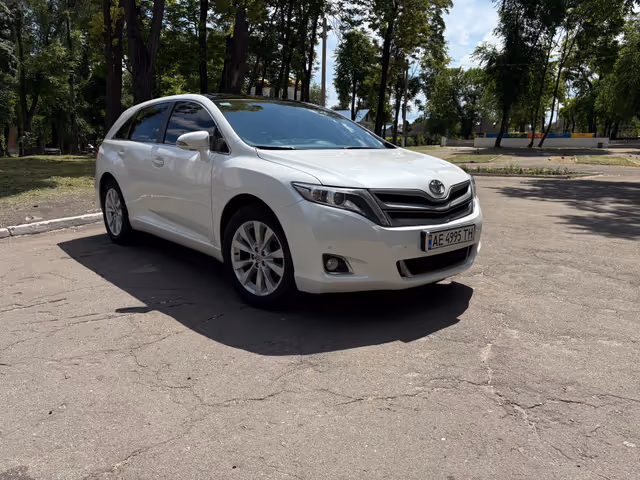 Toyota Venza - фото 4
