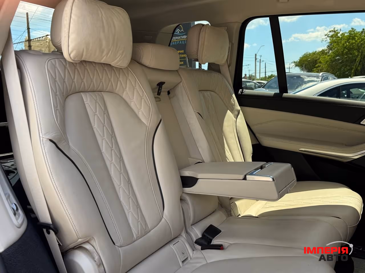 BMW X7 - фото 9