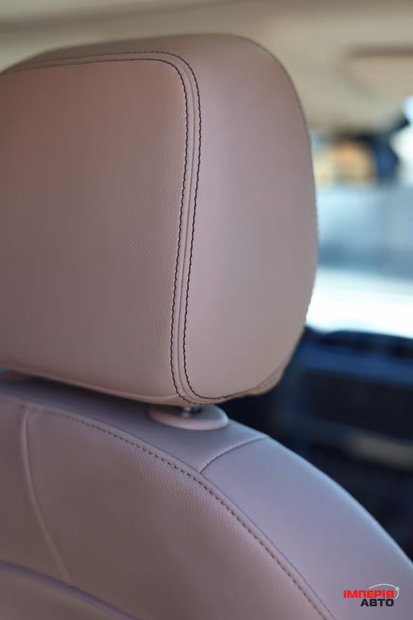 Jaguar F-Pace - фото 27