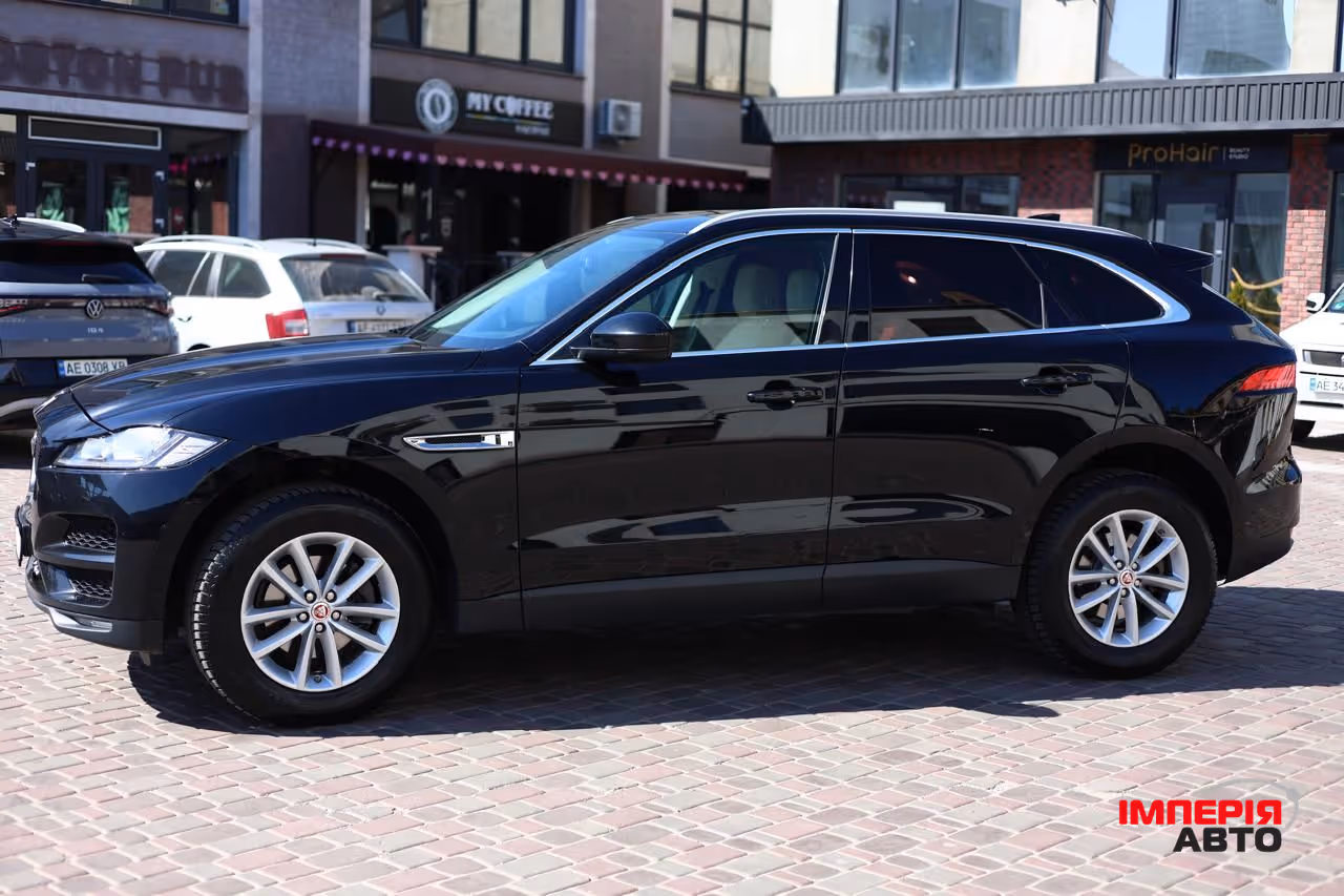 Jaguar F-Pace - фото 5